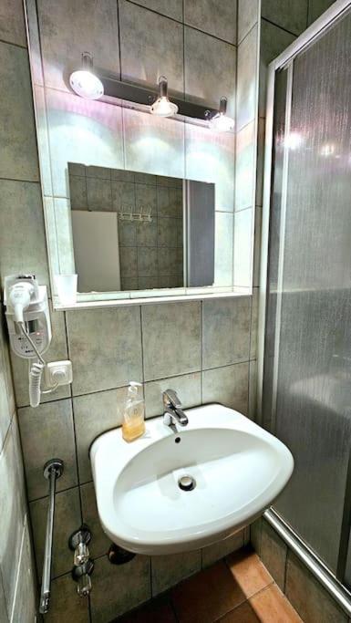 Apartment Number 3 Oberschleißheim Екстериор снимка